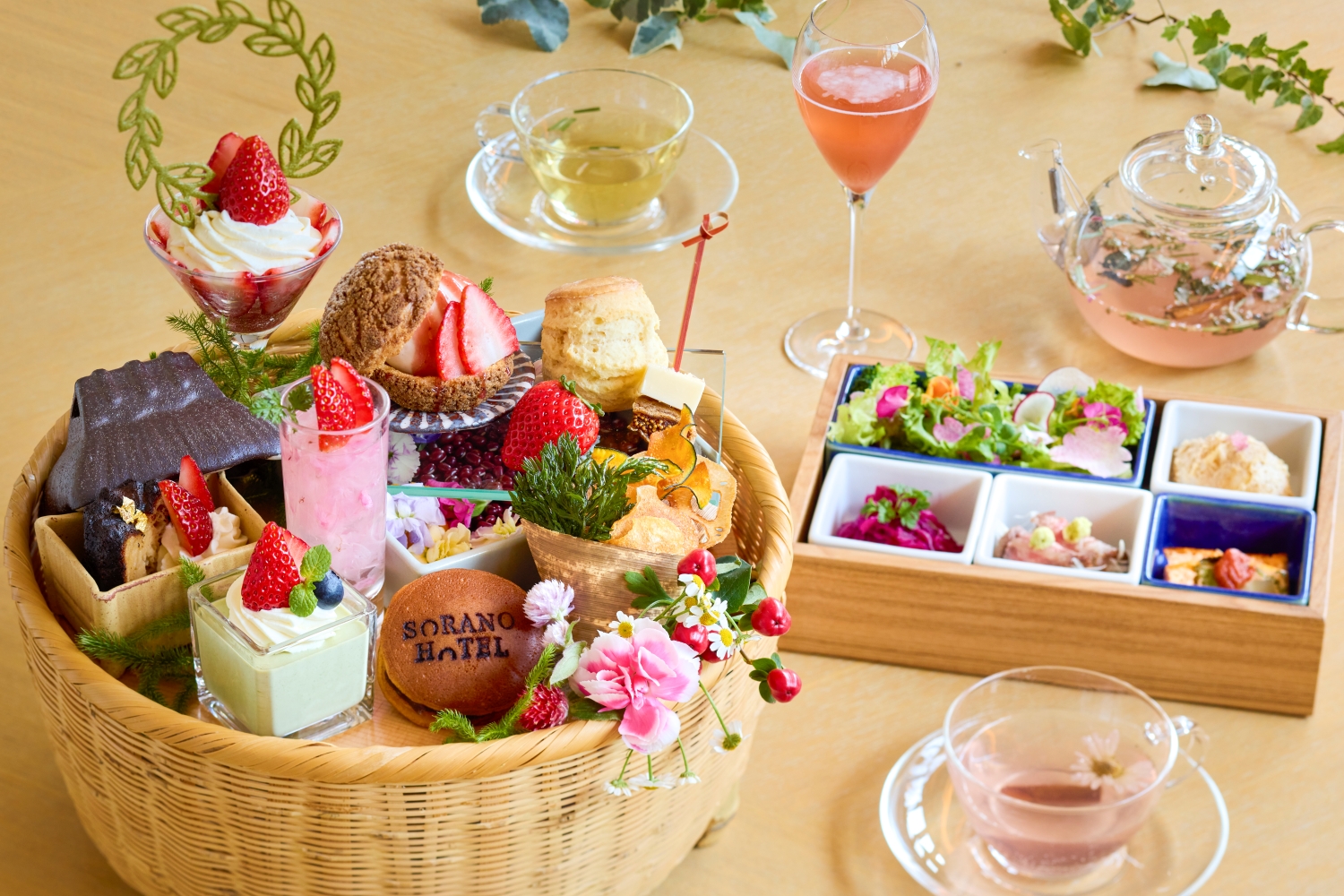 ダイチノレストランの『苺の華茶会』